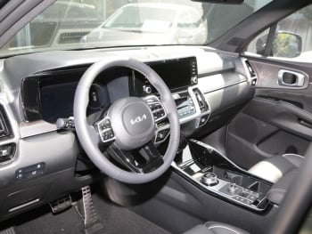 KIA Sorento 2.2 CRDi DCT AWD Platinum Navi Pano HeadUp 7-Si