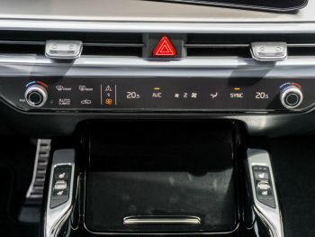 KIA Sorento 2.2 CRDi DCT AWD Platinum Navi Bose HUD