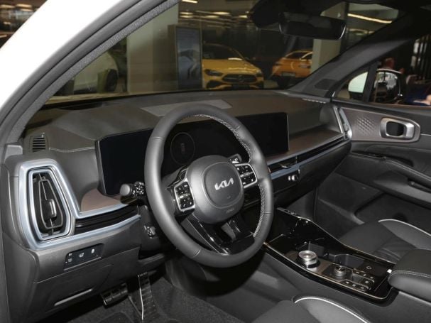 KIA Sorento 2.2 CRDi DCT AWD Platinum Panorama 360° KIA Sorento 2.2 CRDi DCT AWD Platinum Panorama 360°