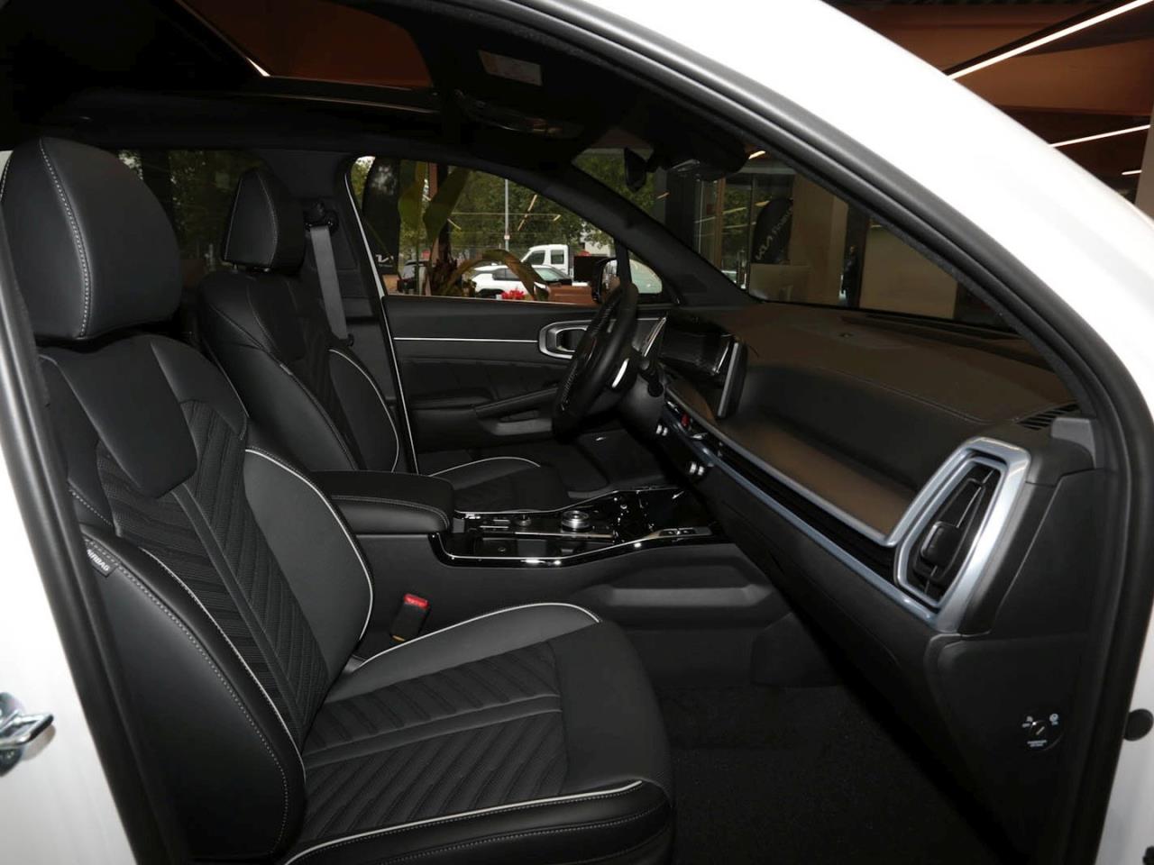 KIA Sorento 2.2 CRDi DCT AWD Platinum Panorama 360°