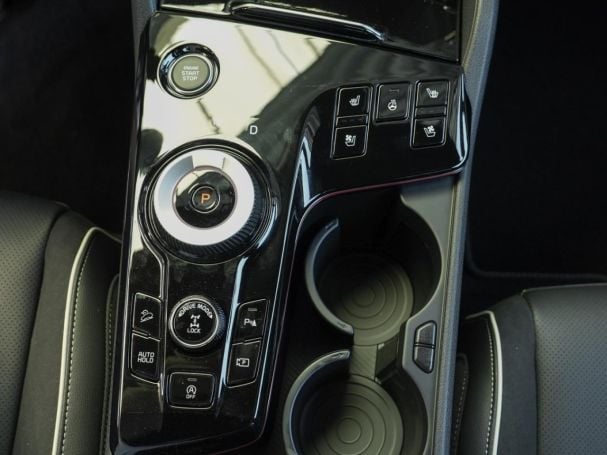 KIA Sportage 1.6 CRDi DCT AWD GT-Line Panorama 360° KIA Sportage 1.6 CRDi DCT AWD GT-Line Panorama 360°