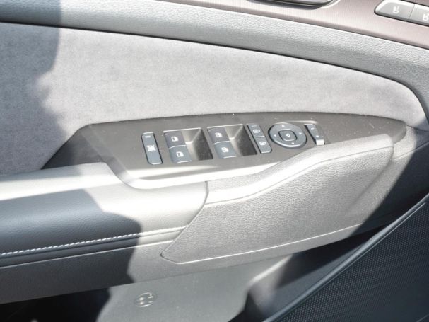 KIA Sportage 1.6T DCT AWD GT-Line Panorama H&K Sound