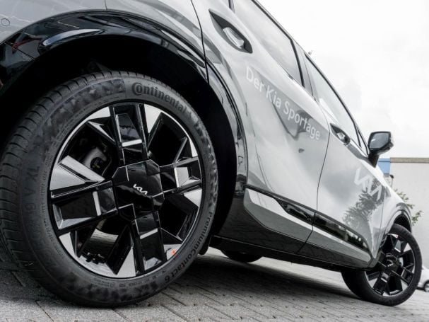 KIA Sportage 1.6T DCT AWD GT-Line Panorama H&K 360° KIA Sportage 1.6T DCT AWD GT-Line Panorama H&K 360°