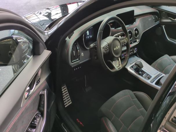 KIA Stinger 3.3 V6 T-GDI  4WD GT Schiebedach 360°