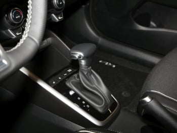 KIA Stonic 1.0T DCT GT-Line Navi Kamera Lenkradheizung