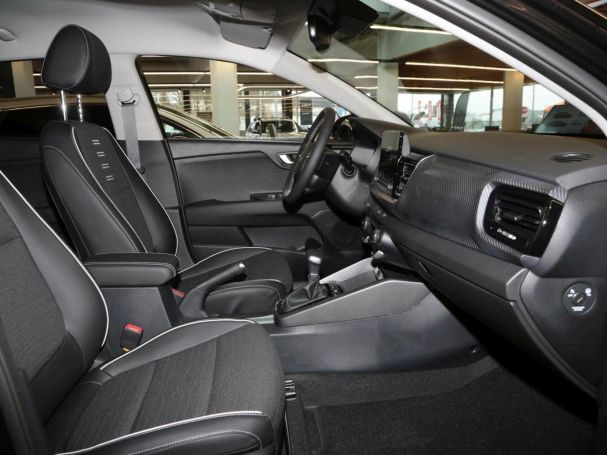 KIA Stonic 1.0T DCT GT-Line Navi Kamera Lenkradheizung KIA Stonic 1.0T DCT GT-Line Navi Kamera Lenkradheizung