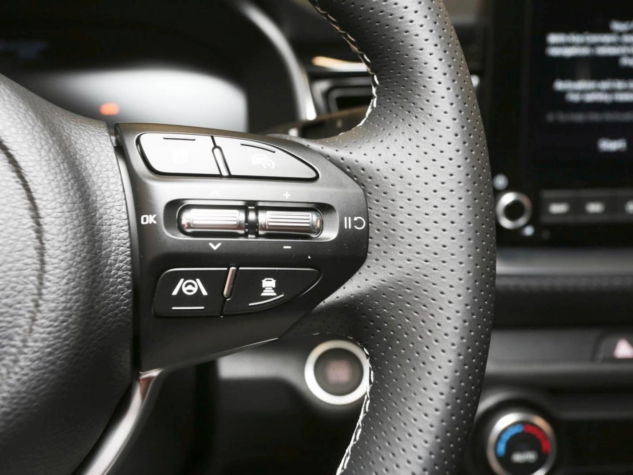 KIA Stonic 1.0T DCT GT-Line Navi ACC Kamera