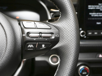 KIA Stonic 1.0T DCT GT-Line Navi ACC Kamera