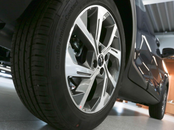 KIA Stonic 1.0T DCT GT-Line Navi ACC Kamera