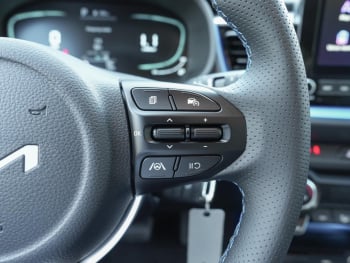KIA Stonic 1.0T DCT Nightline Navi Lenkradhzg Kamera