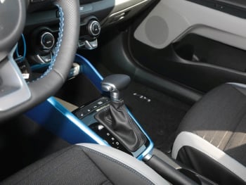 KIA Stonic 1.0T DCT Nightline Navi Kamera