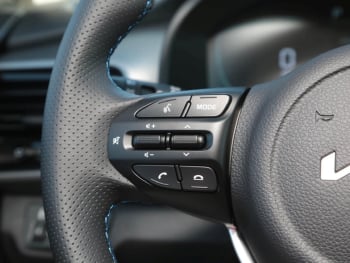 KIA Stonic 1.0T DCT Nightline Navi Kamera