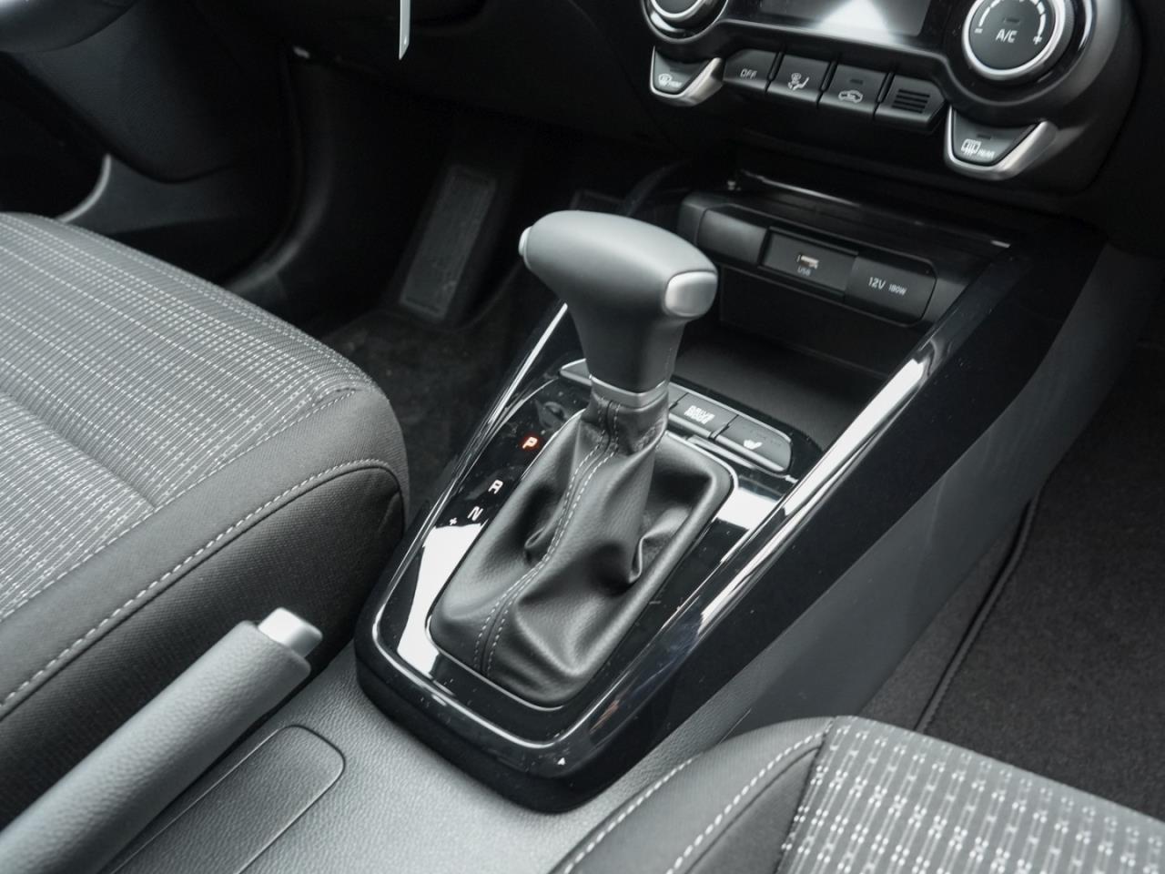 KIA Stonic 1.0T DCT Vision Navi Kamera Lenkradheizung