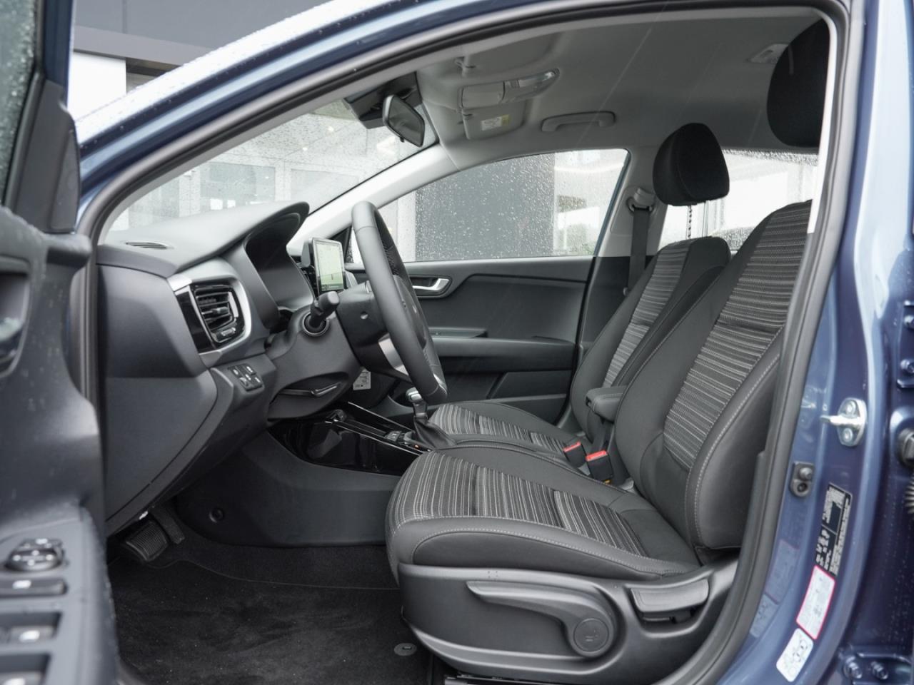 KIA Stonic 1.0T DCT Vision Navi Kamera Lenkradheizung