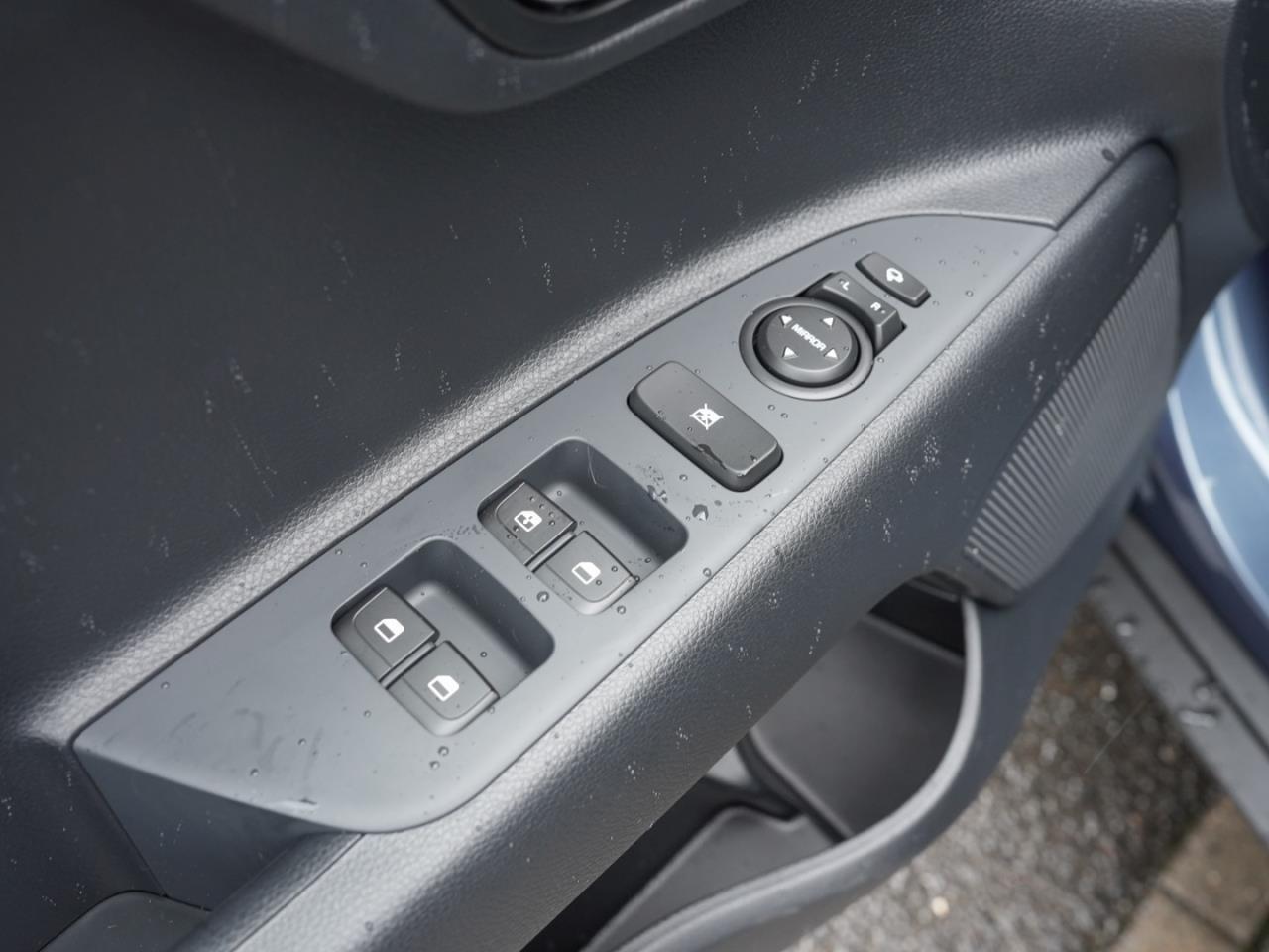 KIA Stonic 1.0T DCT Vision Navi Kamera Lenkradheizung