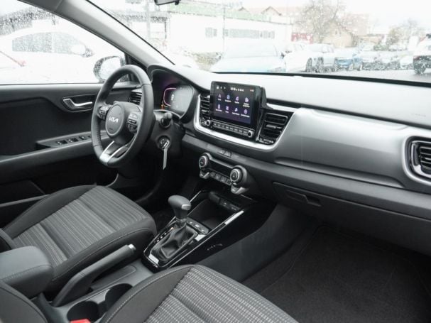 KIA Stonic 1.0T DCT Vision Navi Kamera Lenkradhzg KIA Stonic 1.0T DCT Vision Navi Kamera Lenkradhzg