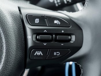 KIA Stonic 1.0T DCT Vision Navi Lenkradhzg Kamera