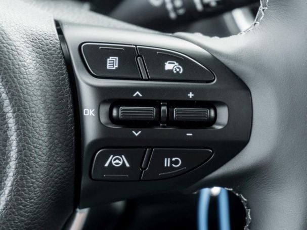 KIA Stonic 1.0T DCT Vision Navi Lenkradhzg Kamera KIA Stonic 1.0T DCT Vision Navi Lenkradhzg Kamera