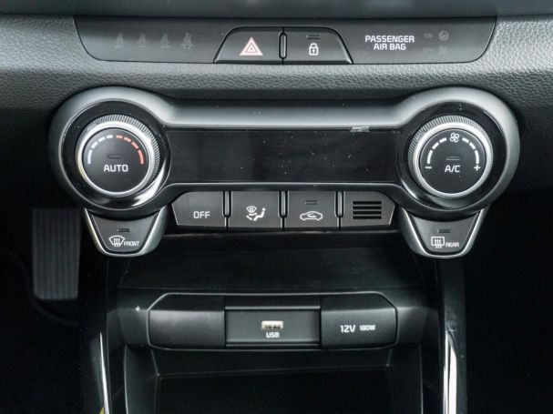 KIA Stonic 1.0T DCT Vision Navi Lenkradhzg Kamera KIA Stonic 1.0T DCT Vision Navi Lenkradhzg Kamera