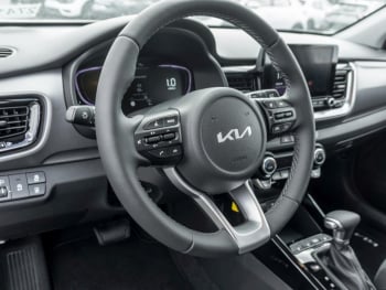 KIA Stonic 1.0T DCT Vision Navi Lenkradhzg Kamera