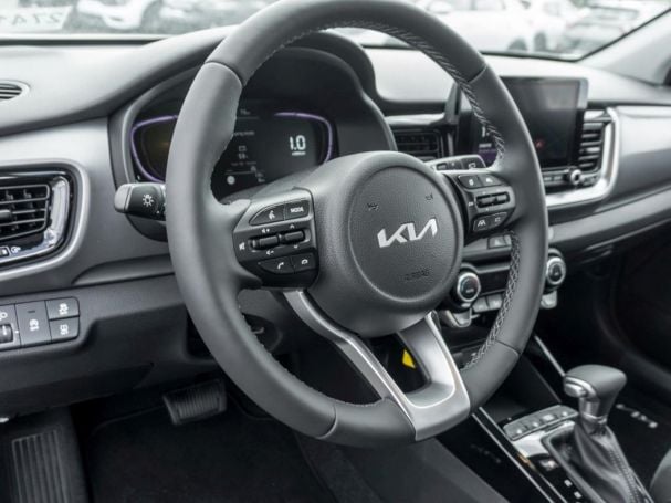 KIA Stonic 1.0T DCT Vision Navi Lenkradhzg Kamera KIA Stonic 1.0T DCT Vision Navi Lenkradhzg Kamera