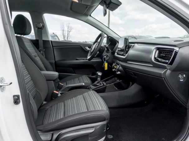 KIA Stonic 1.0T DCT Vision Navi Lenkradhzg Kamera KIA Stonic 1.0T DCT Vision Navi Lenkradhzg Kamera