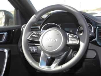 KIA Ceed SW 1.5T Nightline Navi Kamera Lenkradhzg