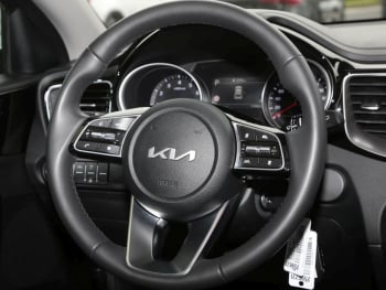 KIA Xceed 1.5 T-GDI Vision PDC Kamera KomfortPaket