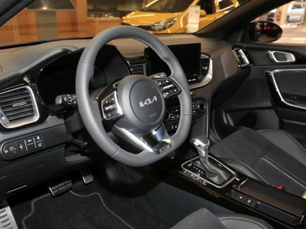 KIA XCeed 1.5T DCT GT-Line Sportabgasanlage Kamera KIA XCeed 1.5T DCT GT-Line Sportabgasanlage Kamera