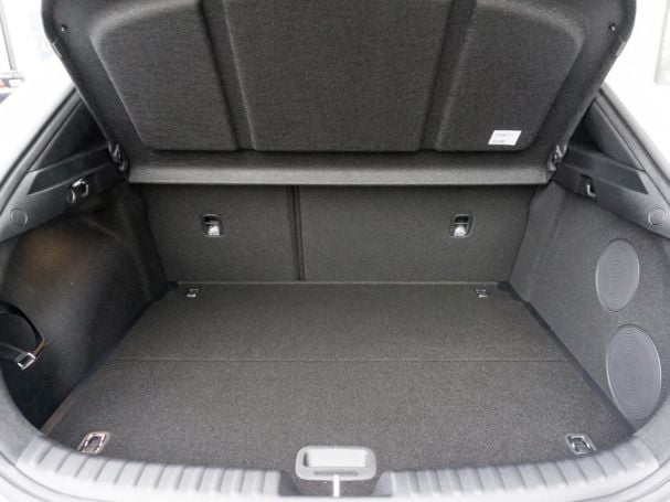 KIA XCeed 1.5T DCT GT-Line Navi Lenkradhzg Kamera ACC KIA XCeed 1.5T DCT GT-Line Navi Lenkradhzg Kamera ACC