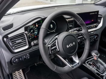 KIA XCeed 1.5T DCT GT-Line Navi Lenkradhzg Kamera