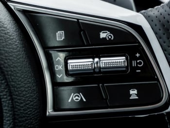 KIA XCeed 1.5T DCT GT-Line Navi Panorama Kamera ACC