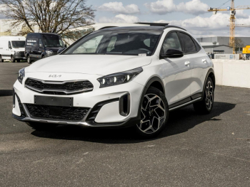 KIA XCeed 1.5T DCT GT-Line Navi Panorama Kamera ACC