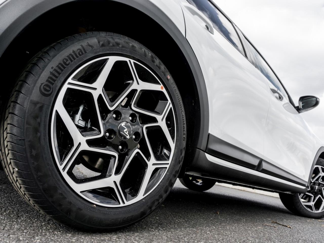 KIA XCeed 1.5T DCT GT-Line Navi Panorama Kamera ACC