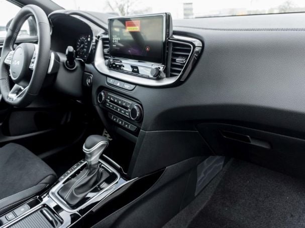 KIA XCeed 1.5T DCT GT-Line Panorama Kamera Memory ACC KIA XCeed 1.5T DCT GT-Line Panorama Kamera Memory ACC