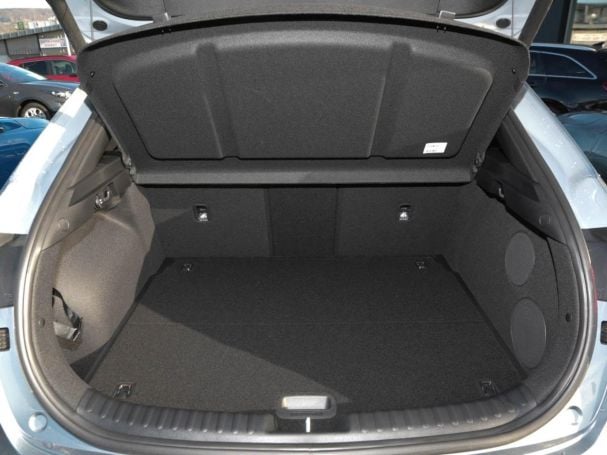 KIA XCeed 1.5T DCT Spirit Navi Kamera JBL ACC KIA XCeed 1.5T DCT Spirit Navi Kamera JBL ACC