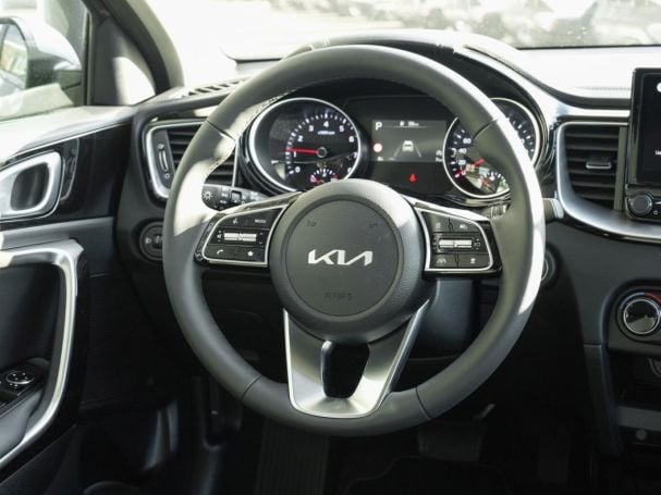 KIA XCeed 1.5T DCT Spirit Navi Kamera JBL KIA XCeed 1.5T DCT Spirit Navi Kamera JBL