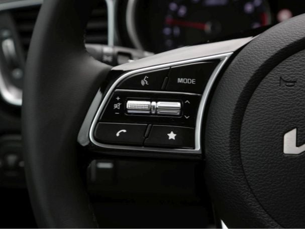 KIA XCeed 1.5T DCT Spirit Navi ACC Kamera SpurP LED KIA XCeed 1.5T DCT Spirit Navi ACC Kamera SpurP LED