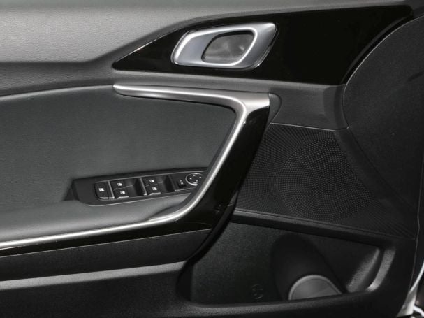 KIA XCeed 1.5T DCT Vision Navi Lenkradhzg Kamera ACC KIA XCeed 1.5T DCT Vision Navi Lenkradhzg Kamera ACC