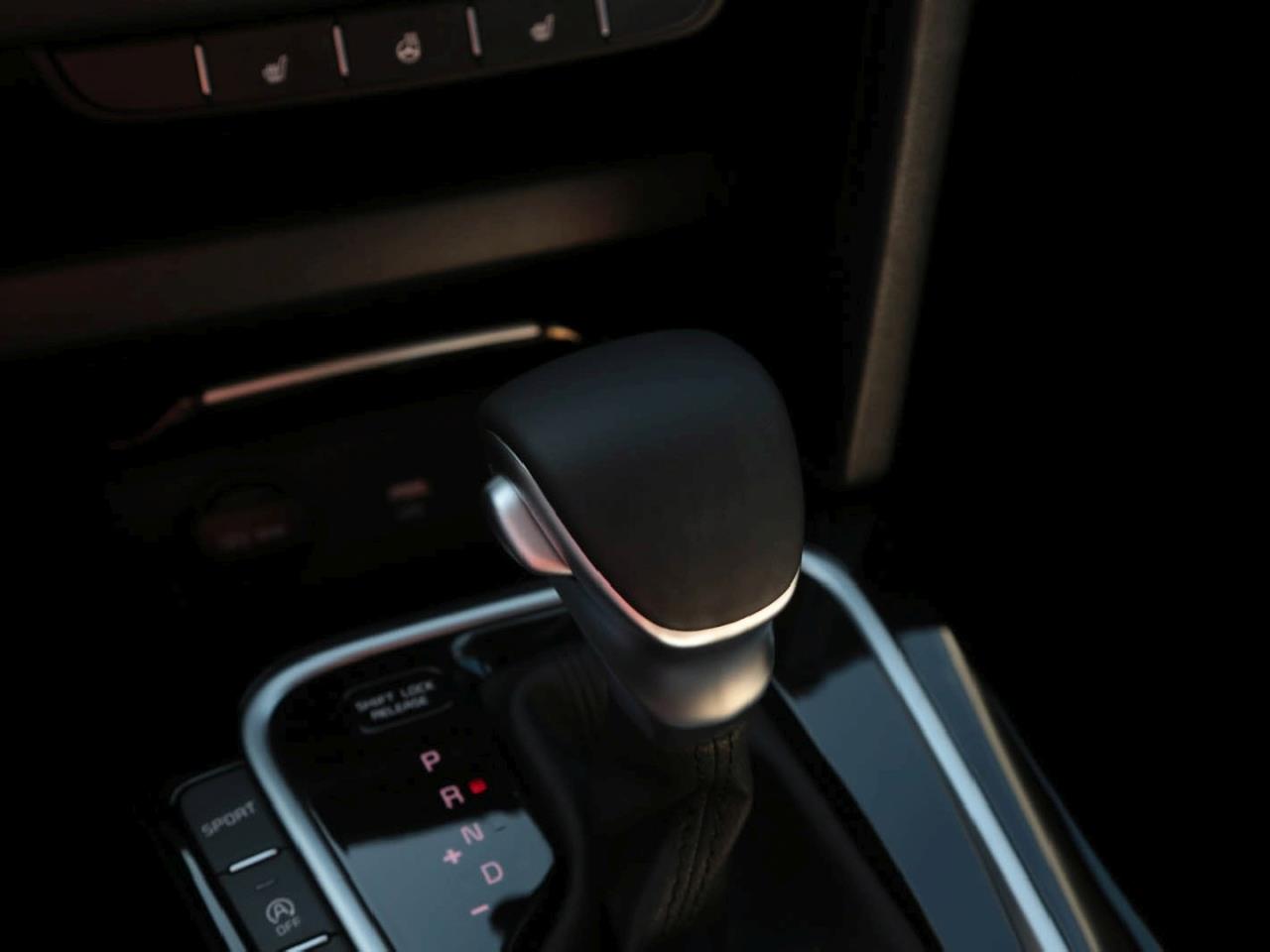 KIA XCeed 1.5T DCT Vision Navi Lenkradhzg Kamera ACC