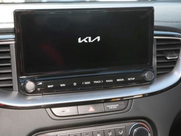KIA XCeed 1.5T DCT Vision Navi Lenkradhzg Kamera ACC KIA XCeed 1.5T DCT Vision Navi Lenkradhzg Kamera ACC