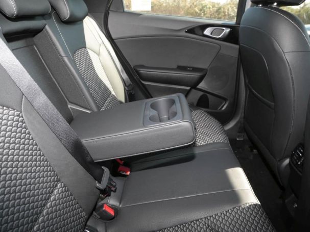 KIA XCeed 1.5T DCT Vision Navi Lenkradhzg Kamera ACC KIA XCeed 1.5T DCT Vision Navi Lenkradhzg Kamera ACC