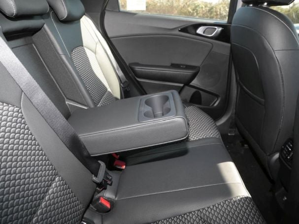 KIA XCeed 1.5T DCT Vision Navi Lenkradhzg Kamera ACC