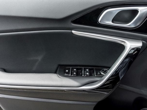 KIA XCeed 1.5T DCT Vision Navi Kamera Lenkradhzg ACC KIA XCeed 1.5T DCT Vision Navi Kamera Lenkradhzg ACC