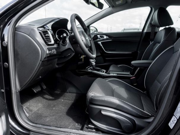 KIA XCeed 1.5T DCT Vision Navi Kamera Lenkradhzg ACC KIA XCeed 1.5T DCT Vision Navi Kamera Lenkradhzg ACC