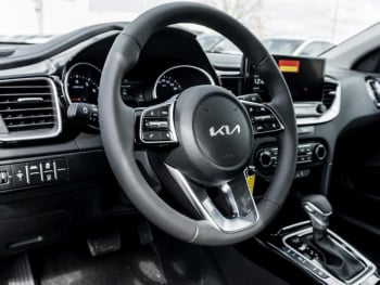 KIA XCeed 1.5T DCT Vision Navi Kamera Lenkradhzg ACC