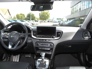 KIA Xceed 1.6 T-GDI Platinum  Panorama JBL ACC Kamera