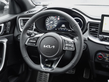 KIA XCeed 1.6T DCT GT-Line Kamera ACC Memory Klima