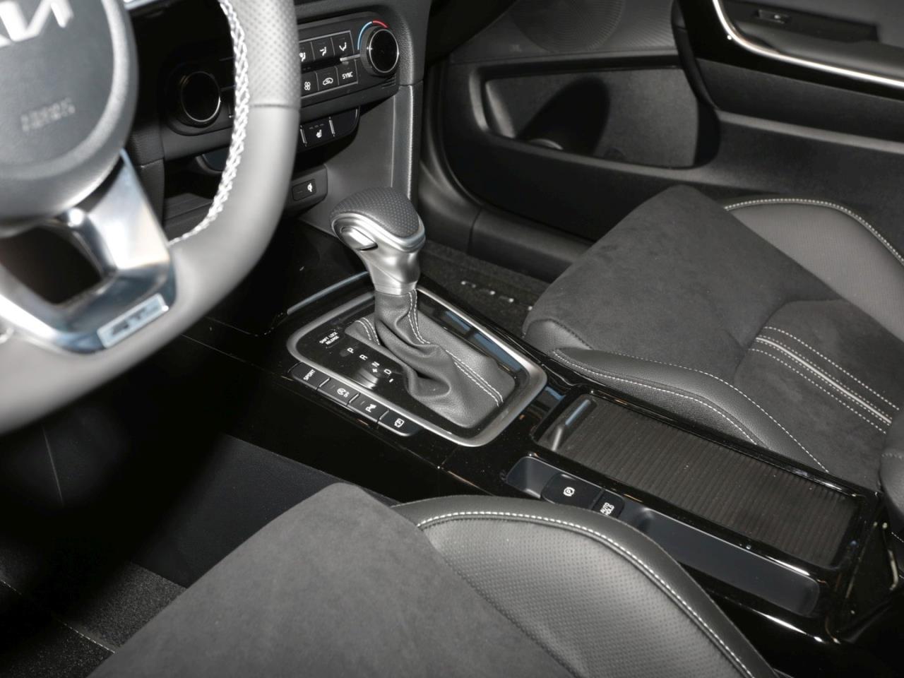 KIA XCeed 1.6T DCT GT-Line Navi Kamera Memory JBL