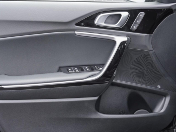 KIA XCeed 1.6T DCT GT-Line Memory Kamera Klima